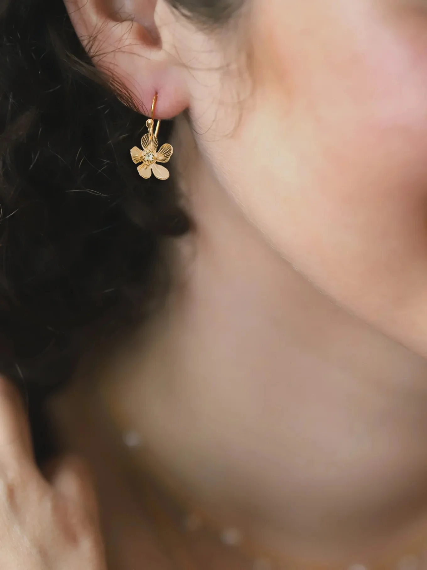 PLUMERIA DANGLE EARRINGS - Image 2